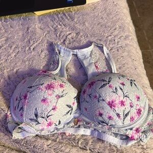 Lacy back bra , push up